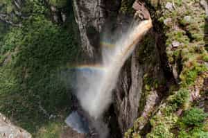 See the 1,120-foot-tall Fumaça Waterfall