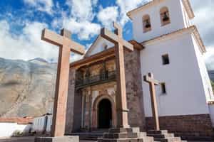 Visit the church of Andahuaylillas