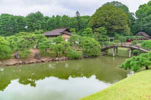 Visit Korakuen Garden in Okayama from Hiroshima