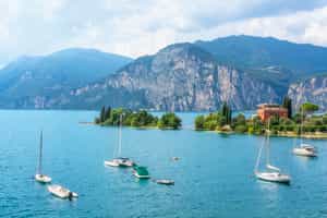 Take a tour around Lake Garda on a sail boat