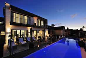 DysArt Boutique Hotel