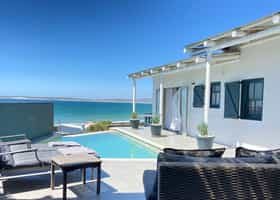 Abalone Hotel & Villas