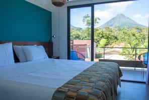 La Fortuna Suites