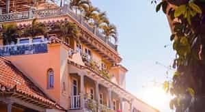 Townhouse Boutique Hotel & Rooftop