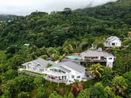 Le Sans Souci Guest House