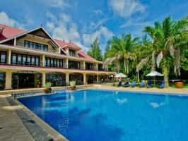 The Wharf Hotel & Marina