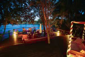 Cascade Island Lodge