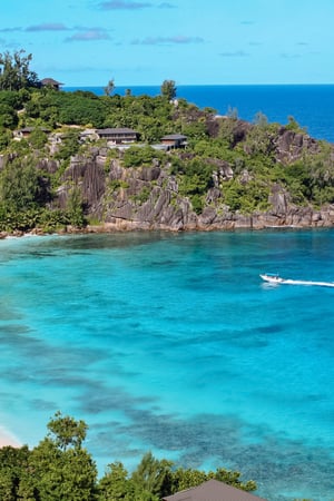 Wildlife, waves & waterfalls in southern Africa