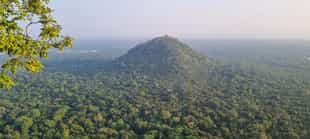 Cath discovers Sri Lanka