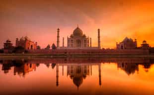 Sunset visit of Taj Mahal