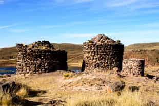 Admire the funerary towers at Sillustani
