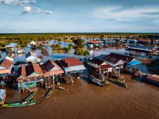 Take a boat tour of Kampong Phluk floating Village