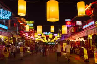Stroll through Siem Reap's lively night markets