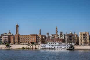 Explore the streets and stalls of Esna