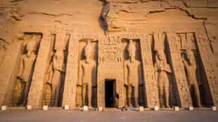 Visit the Valley of the Queens & Nefertari's Tomb