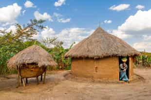 Meet the community on a Lake Mulehe cultural walk