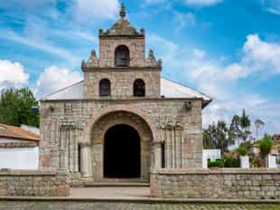 Visit the church of La Balbanera