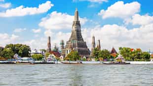 Cruise along the Chao Phraya River from Bangkok