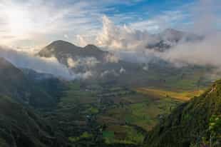 Walk the rim of extinct Pululahua volcano, Quito