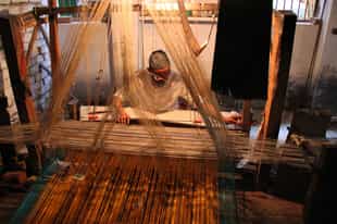 Learn the local art of silk weaving in Varanasi