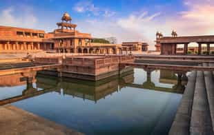 Visit the great Mughal lecacy of Fatehpur Sikri