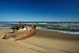 A 4x4 drive to Sandwich Harbour & Skeleton Coast