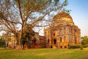 See medieval architecture in Lodi Garden, Delhi
