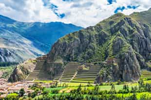 Walk through the inca ruins of Ollantaytambo 