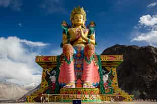 Visit the largest gompa in Nubra, Diskit Monastery