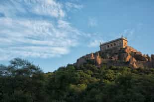 Visit the 13th century Golconda Fort in Hyderabad