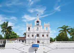 Tour the picturesque churches of Goa