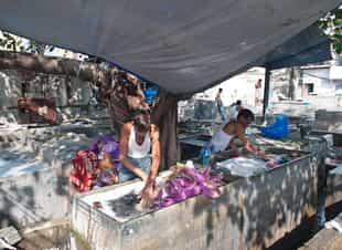 See the 'Washing Machines' of Mumbai at Dhobi Ghat