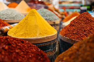 Walk around Mumbai's famous Spice Market
