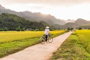Explore Mai Chau on a biking tour