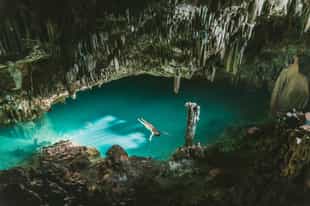 Discover the various caves of the Flores islands