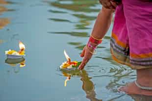 See the Temples & Sacred Ponds of Varanasi 