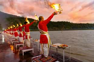 Witness the glittering prayer ceremony at Ganges