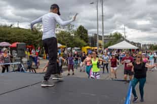 Learn to dance Salsa like a Colombian