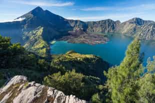 Hike up to the Senaru Crater Rim in North Lombok