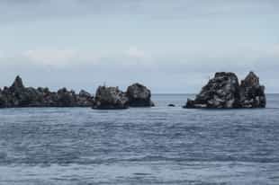 Explore the Devil's crown rock formation