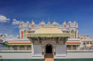 Go on a heritage walking tour in Chettinad 