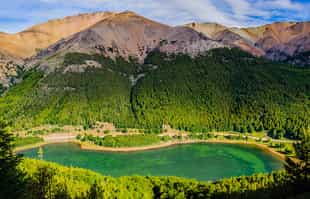 Enjoy a picnic lunch at Laguna Chiguay