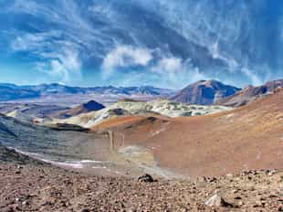 Try the full Day Toco summit hike in San Pedro