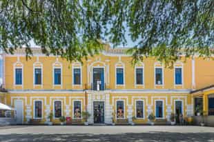 See the sites of Natal on a walking tour