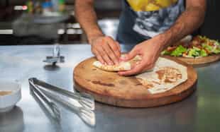 Take a cooking class in Kandy