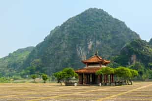Visit Hoa Lu, Vietnam's ancient capital