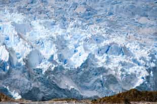 Visit El Brujo Glacier