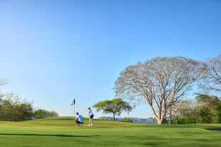 Go golfing in Guanacaste
