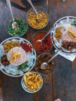 Experience a cooking class