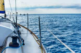Sail along the Chacao channel in Chiloe